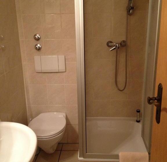 Номер Стандарт, Stadtcafé Pension