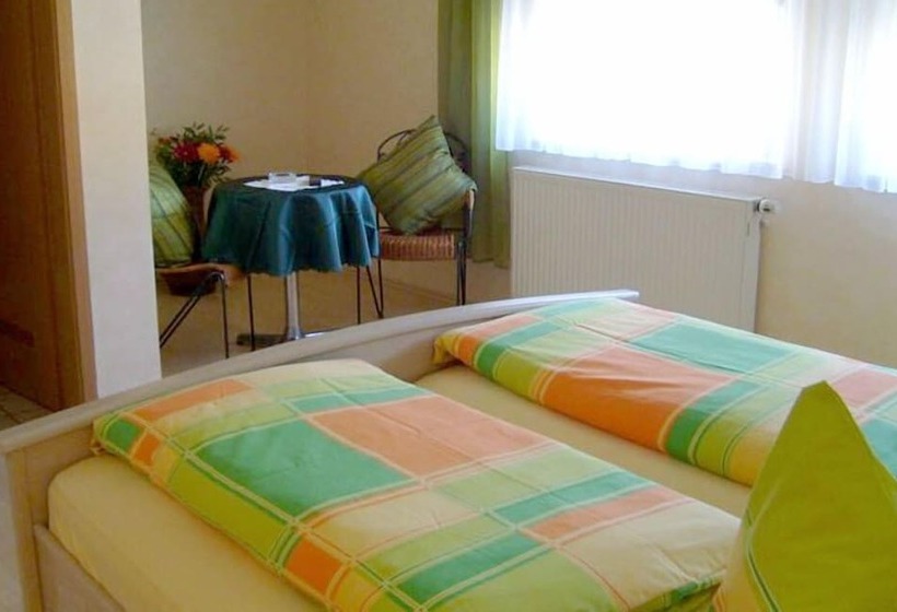 Номер Стандарт, Stadtcafé Pension