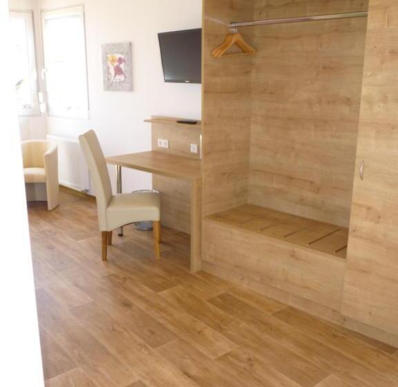 Номер Стандарт, Gasthof Hotel Traube