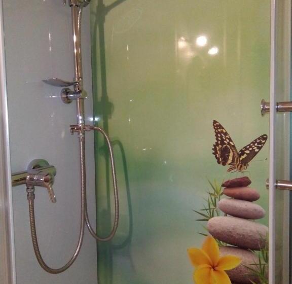 Номер Стандарт, Am Schloss