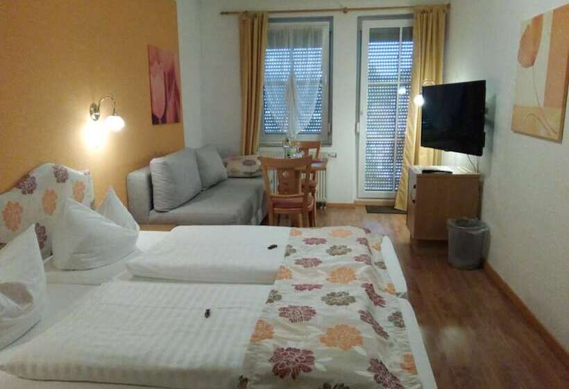 スタンダードルーム, Am Schloss