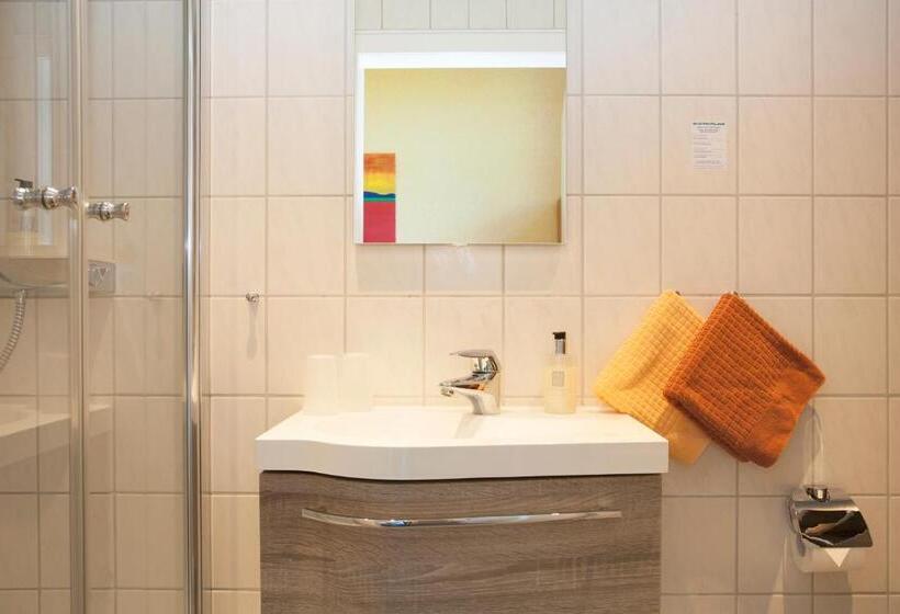 スタンダードルーム, An Der Altstadt