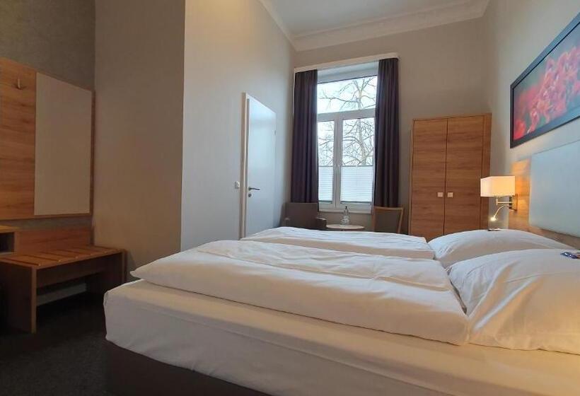 スタンダードルーム, An Der Altstadt