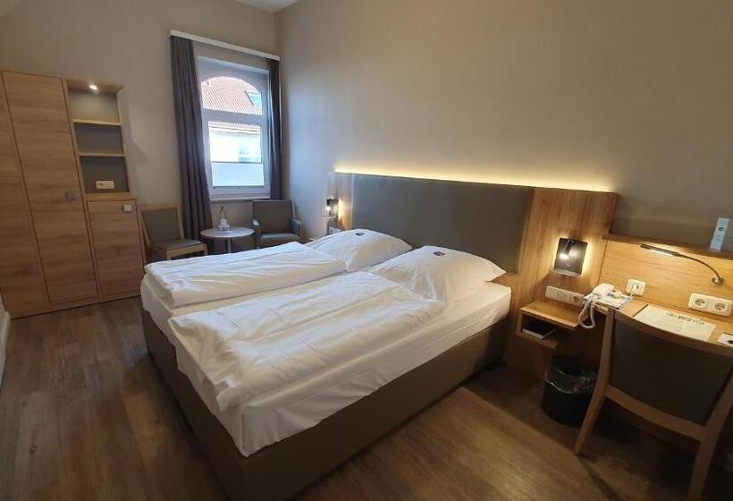 スタンダードルーム, An Der Altstadt