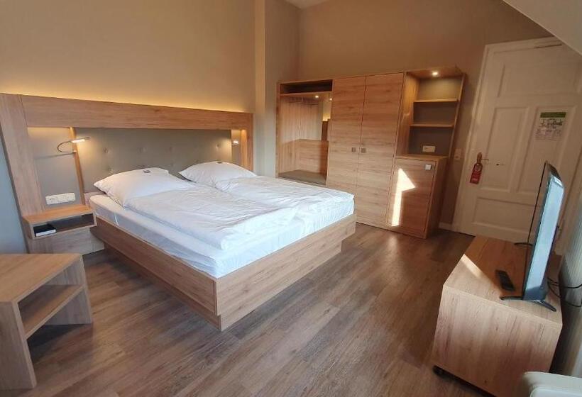 クラシックルーム, An Der Altstadt