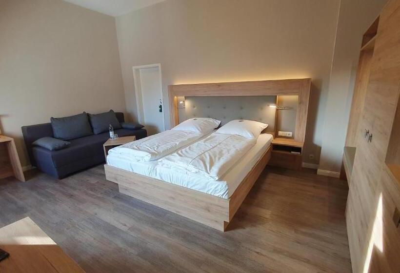 スタンダードルーム, An Der Altstadt