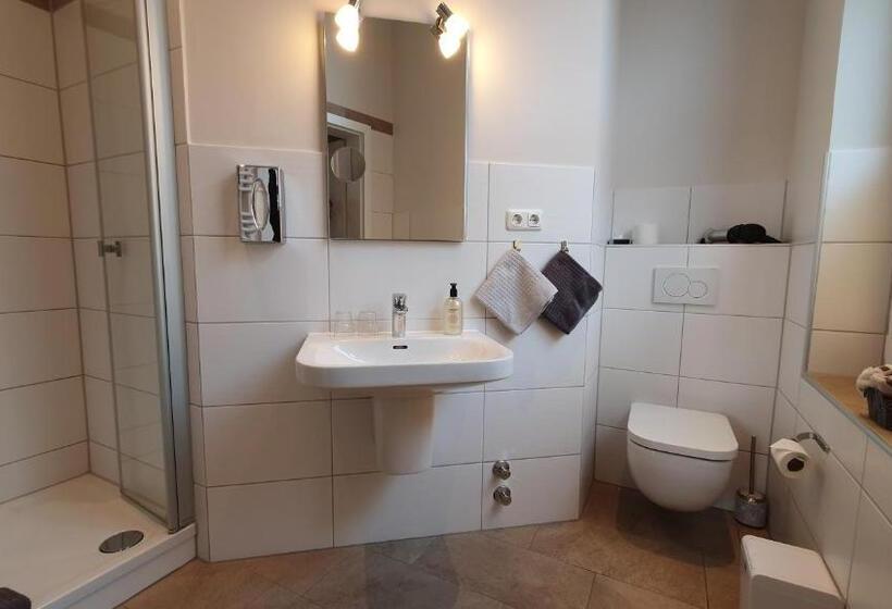 スタンダードルーム, An Der Altstadt