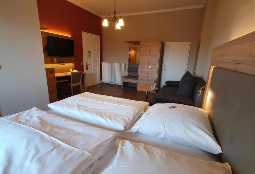 スタンダードルーム, An Der Altstadt