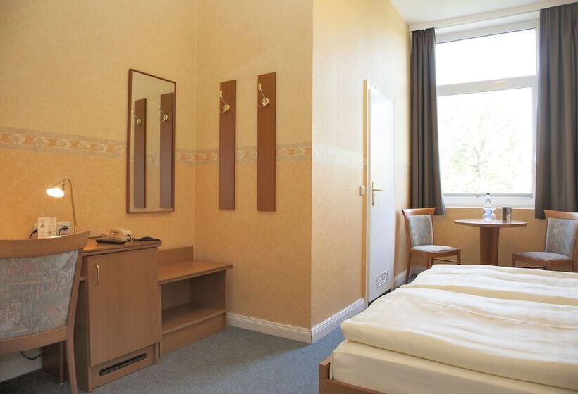 スタンダードルーム, An Der Altstadt