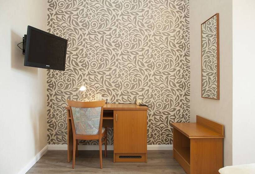 スタンダードルーム, An Der Altstadt