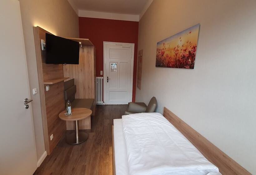 スタンダードシングルルーム, An Der Altstadt