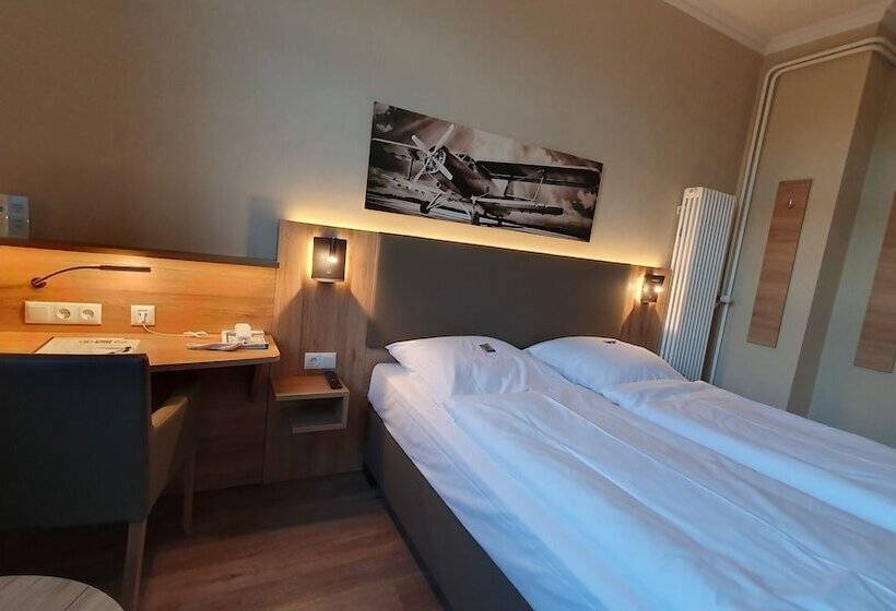 スタンダードルーム, An Der Altstadt