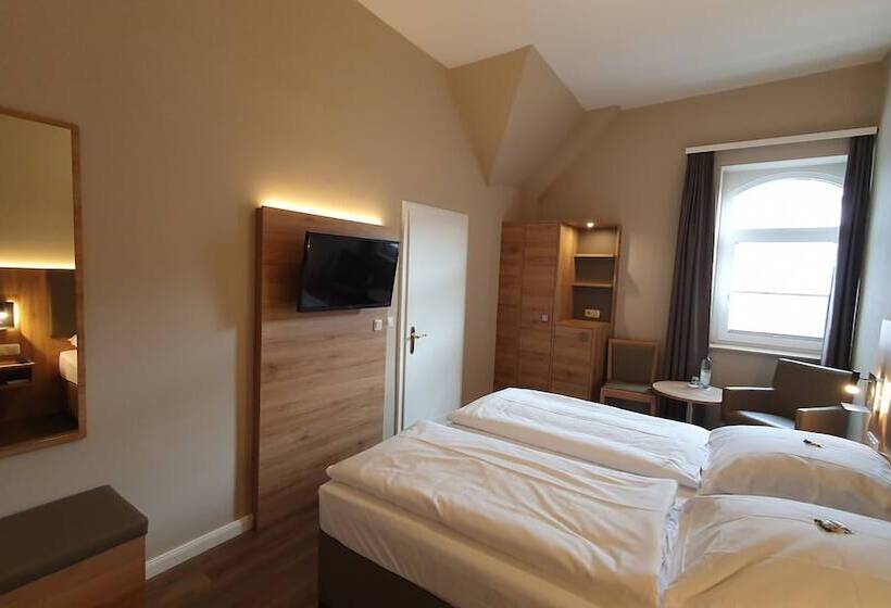 スタンダードルーム, An Der Altstadt