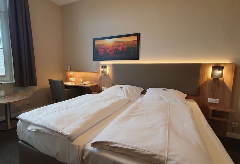 スタンダードルーム, An Der Altstadt