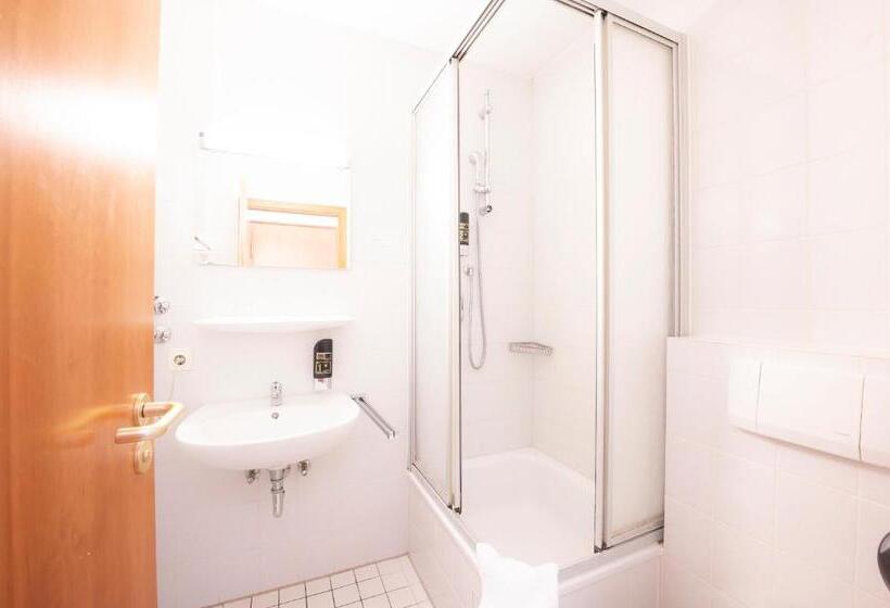 스탠다드 싱글 룸, Astoria Am Urachplatz