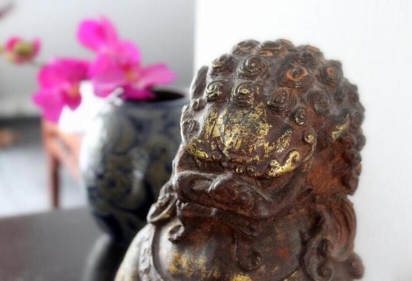 스위트, Astoria Am Urachplatz