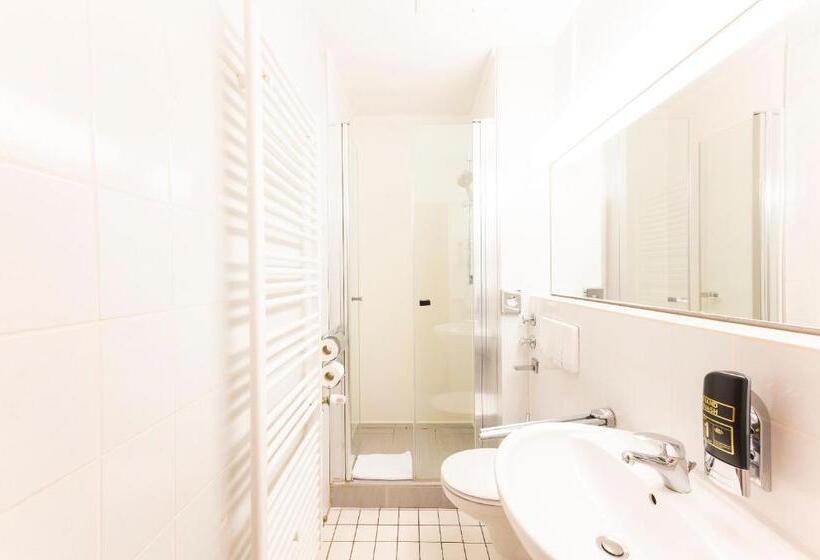 스탠다드 싱글 룸, Astoria Am Urachplatz