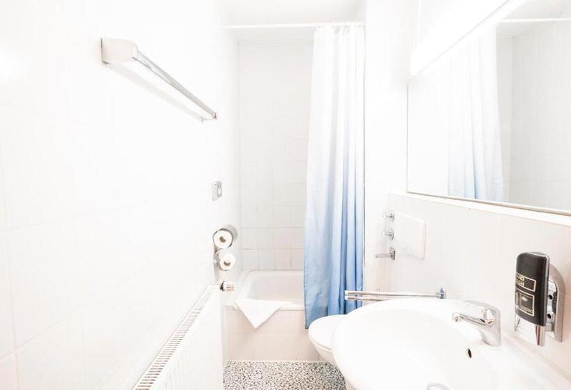 스탠다드 싱글 룸, Astoria Am Urachplatz