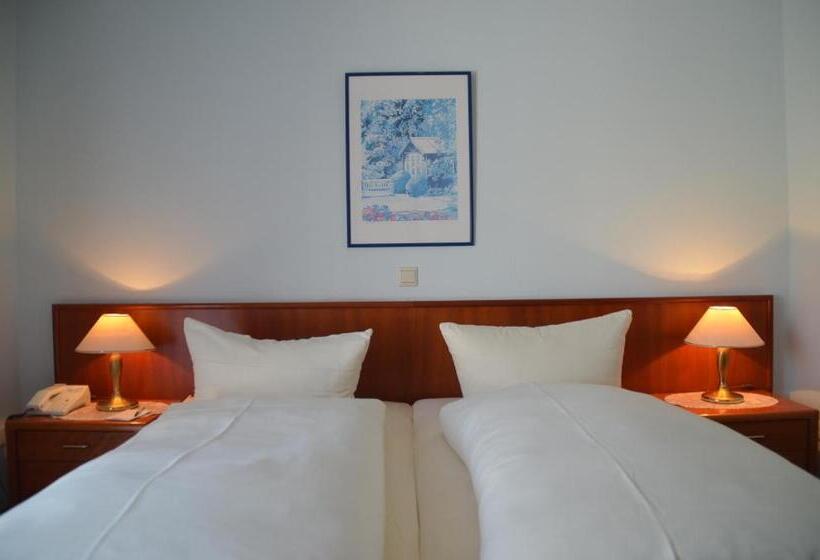 Номер Стандарт, Flora