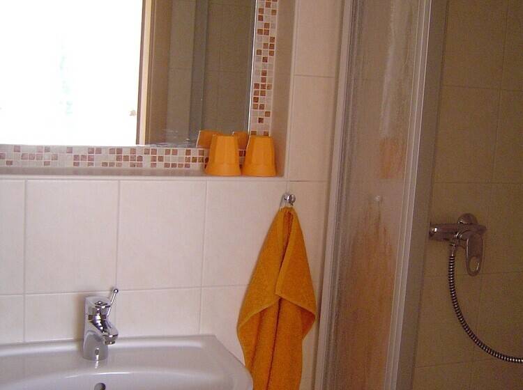 标准间, Gasthof Hotel Traube