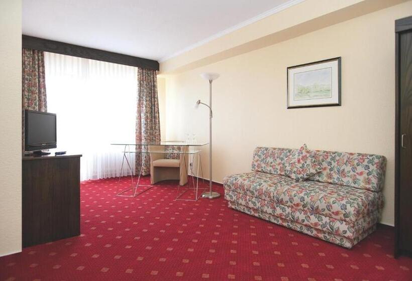 スタンダードルーム, Klinkner