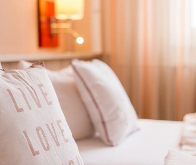 Номер Стандарт, Leander