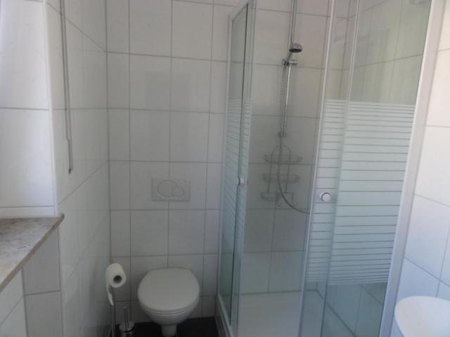 غرفة قياسية, Mila