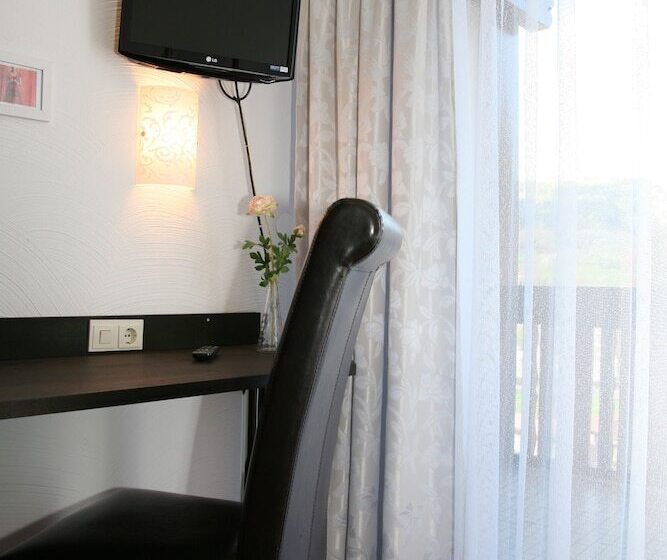 غرفة كومفورت فردية, Pflug