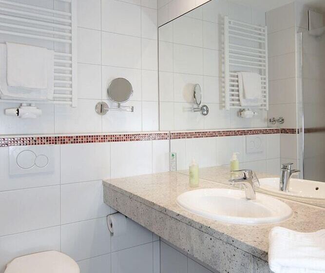 スタンダードルーム, Rennschuh