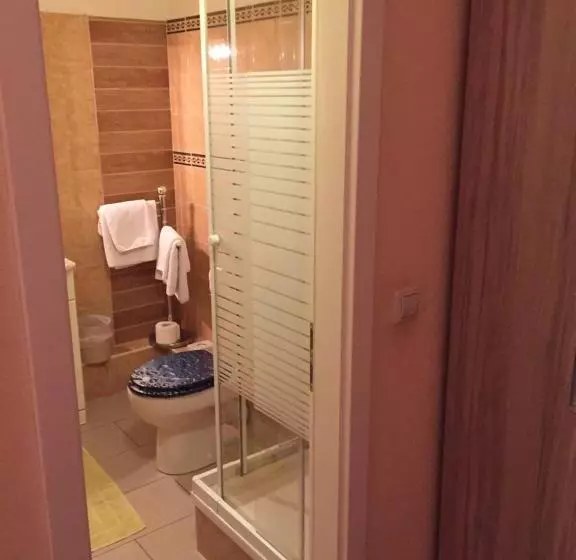 Standard Room, Restaurant Alexandros