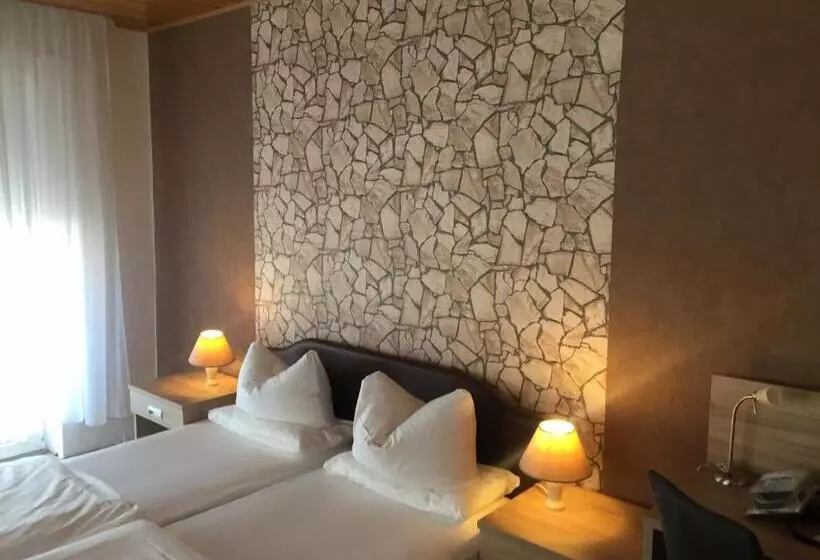 Standard Room, Restaurant Alexandros