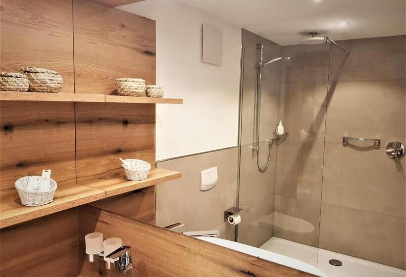 חדר סטנדרט, Restaurant Pfälzer Hof