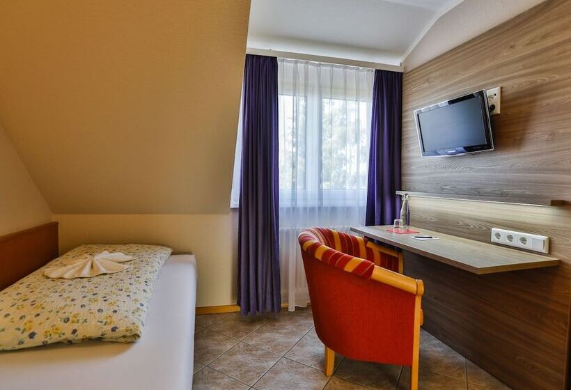 غرفة قياسية فردية, Restaurant Zum Ochsen