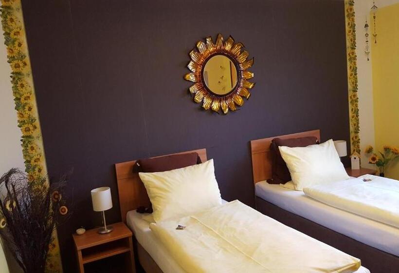 غرفة قياسية, Rosenhof