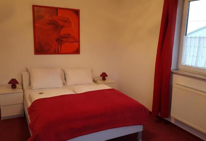 غرفة قياسية ذات طابع خاص, Rosenhof