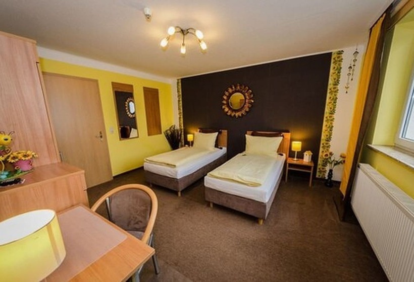 غرفة قياسية فردية, Rosenhof