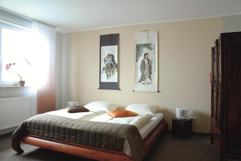 غرفة قياسية ذات طابع خاص, Rosenhof