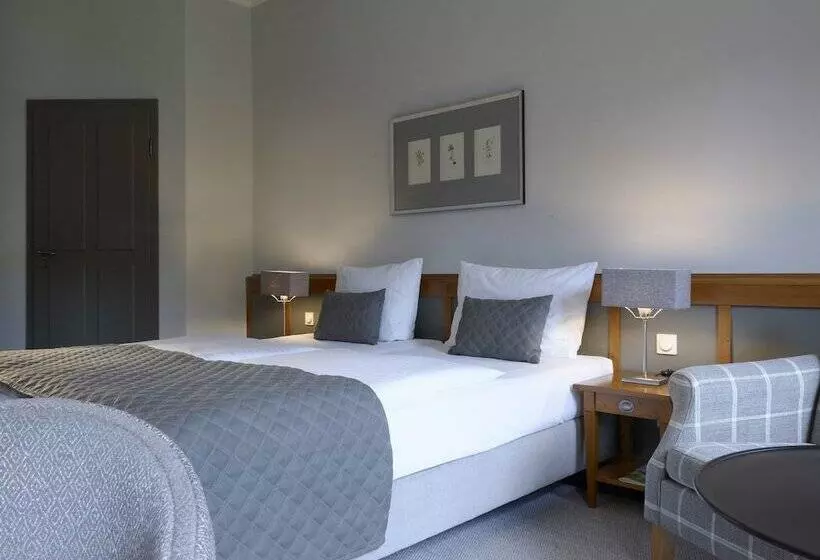Superior Room, Schloss Hotel Dresden Pillnitz
