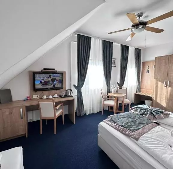 Standard Triple Room, Sonne