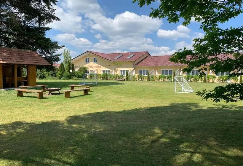 Standard-huone, Zum Fliegerwirt