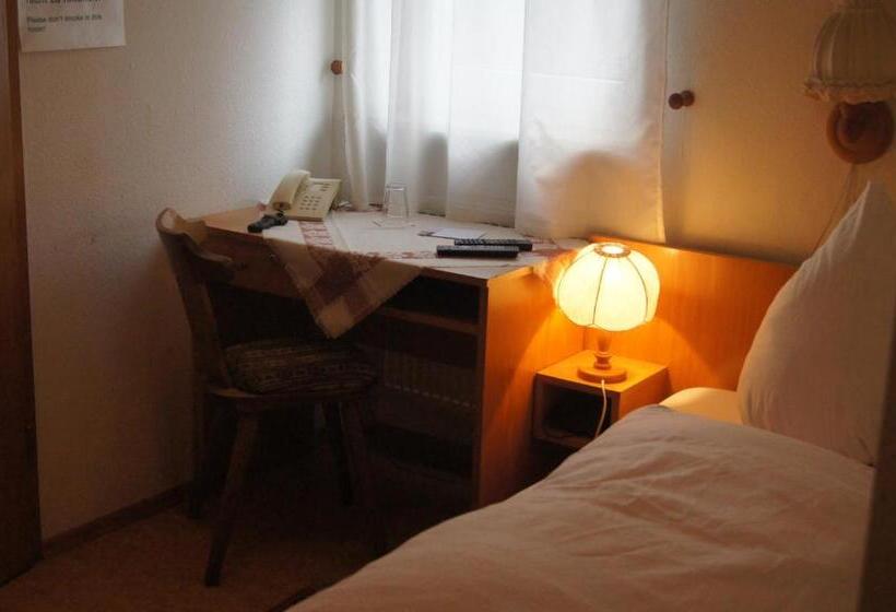 Quarto standart individual, Krone