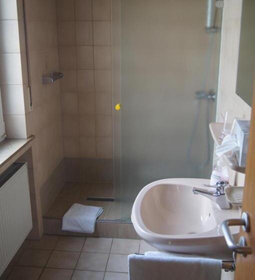 Quarto standard, Krone