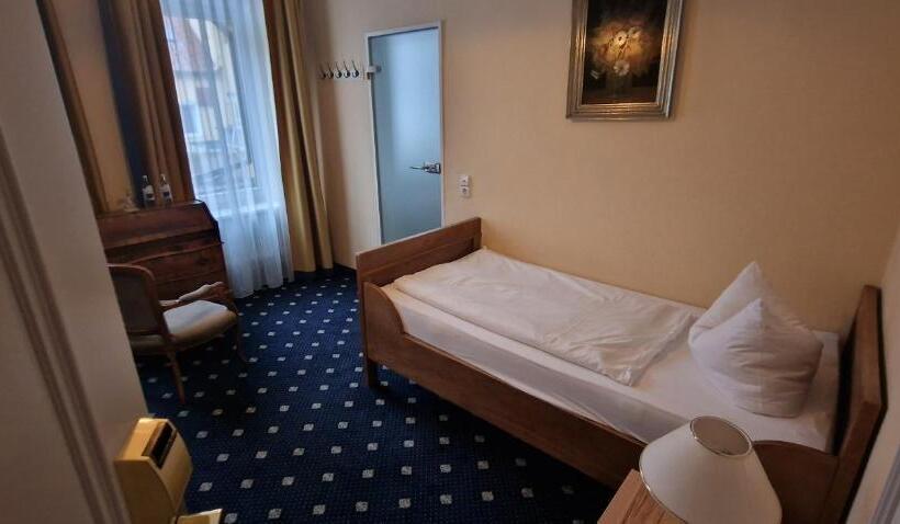 اتاق استاندارد یک نفره, Prisma Parkhotel Wehrle