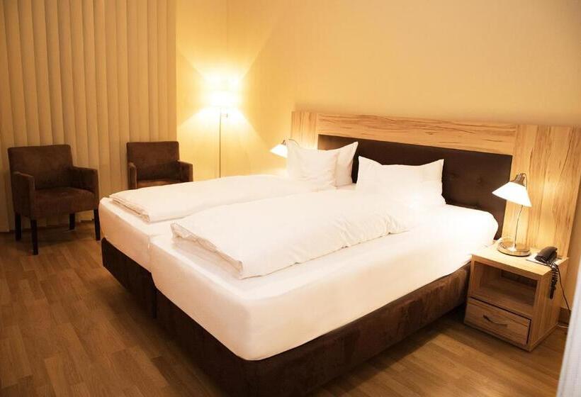 اتاق استاندارد با بالکن, Prisma Parkhotel Wehrle