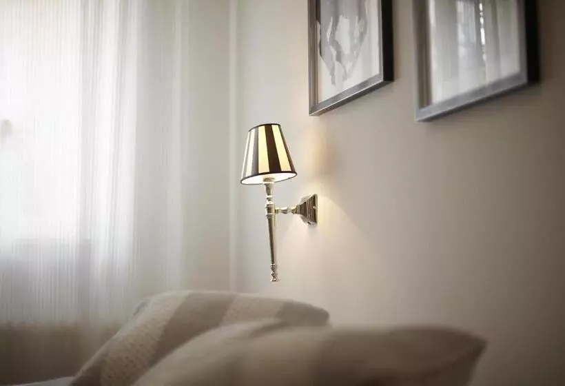 Comfort-huone, Villa Delange