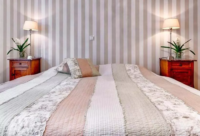 Comfort-huone, Villa Delange