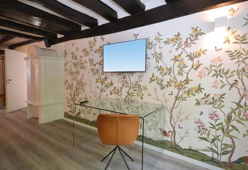 סוויטת ג'וניור עם טרסה, Villa Delange