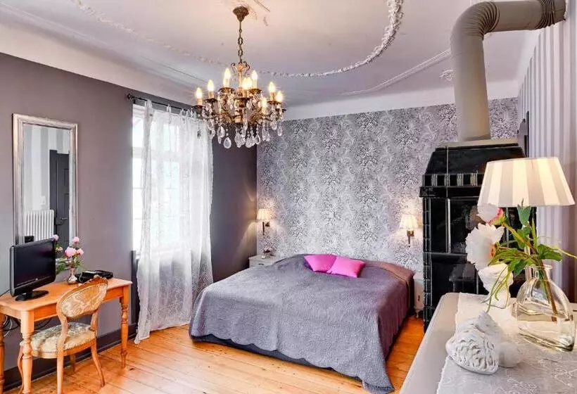 Comfort-huone, Villa Delange