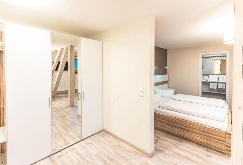 جناح جونيور, Boutique Wellnesshotel Landmann