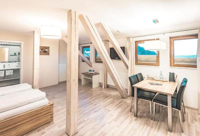 جناح جونيور, Boutique Wellnesshotel Landmann